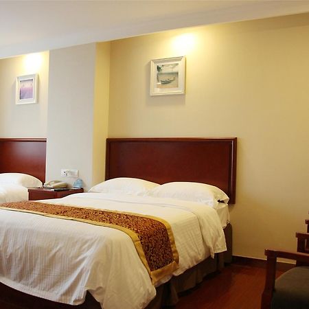 Greentree Inn Zhuhai Mingzhu Station Express Hotel Εξωτερικό φωτογραφία