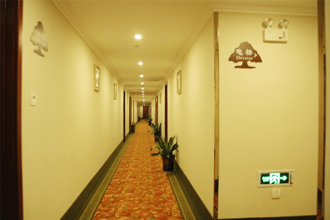 Greentree Inn Zhuhai Mingzhu Station Express Hotel Εξωτερικό φωτογραφία