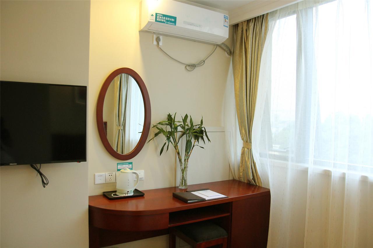 Greentree Inn Zhuhai Mingzhu Station Express Hotel Εξωτερικό φωτογραφία